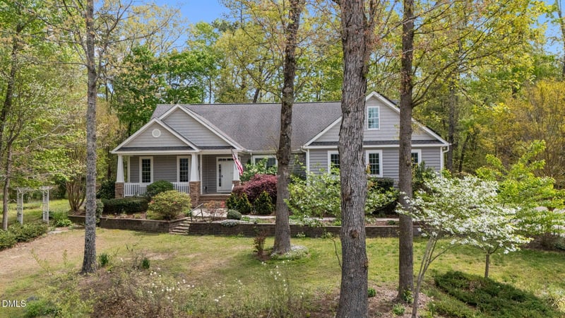 425 Panners Pl, Sanford, NC 27330