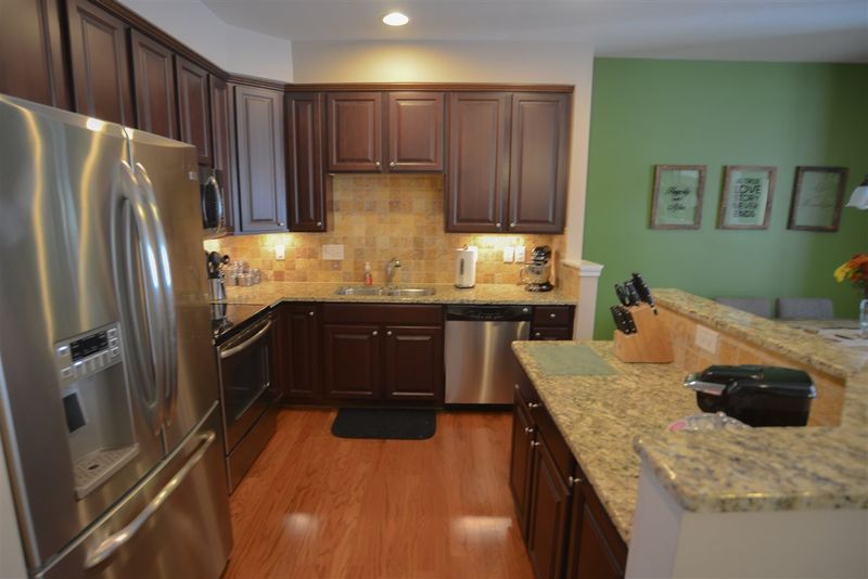 425 Panorama View Loop, Cary, NC 27519