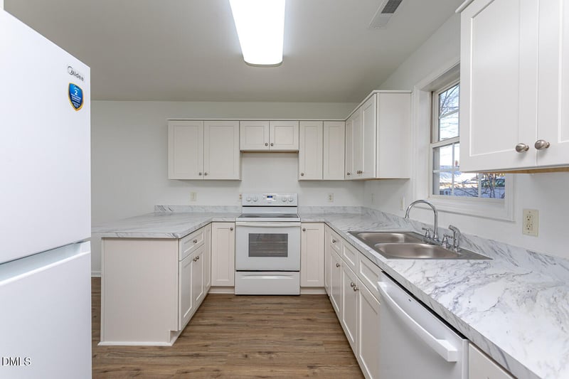 425 Pearce Ave, Wake Forest, NC 27587