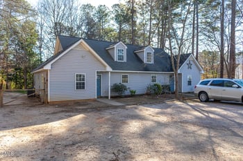 425 Pearce Ave, Wake Forest, NC 27587