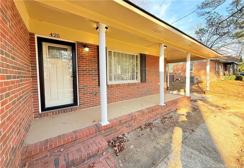 425 Platte Rd, Fayetteville, NC 28303