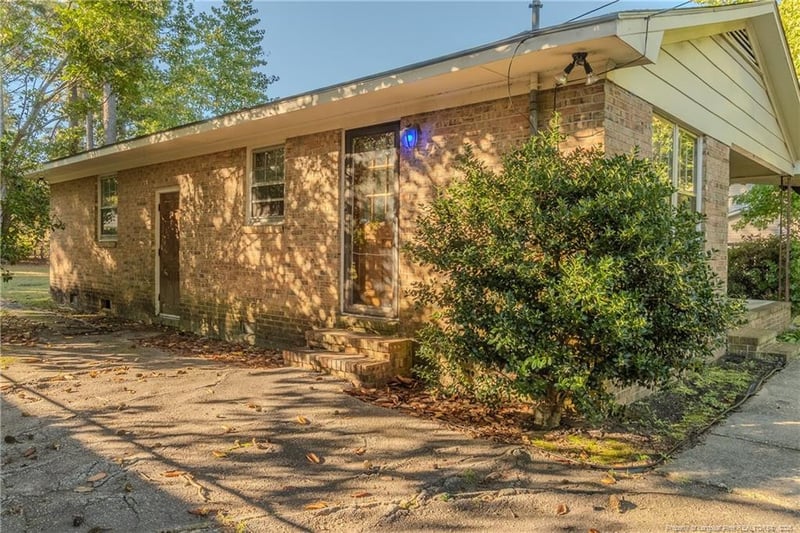 425 Ralph St, Fayetteville, NC 28301