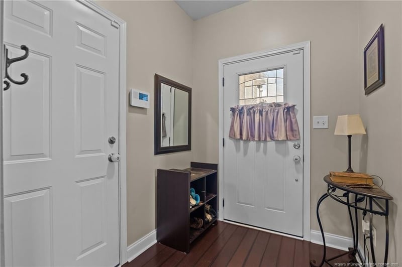 425 Scipio Ct, Hope Mills, NC 28348
