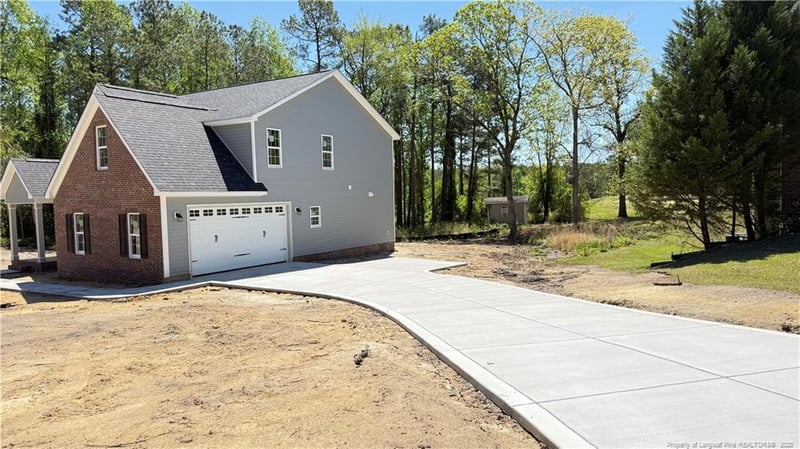 425 Shawcroft Rd, Fayetteville, NC 28311