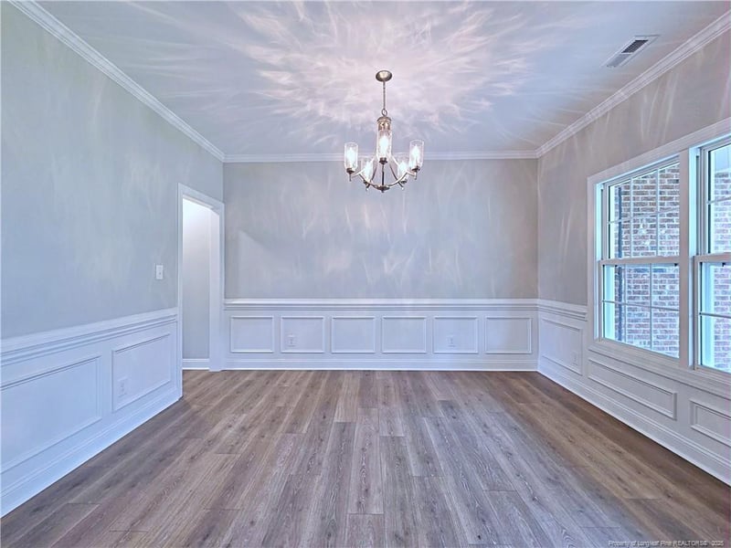 425 Shawcroft Rd, Fayetteville, NC 28311