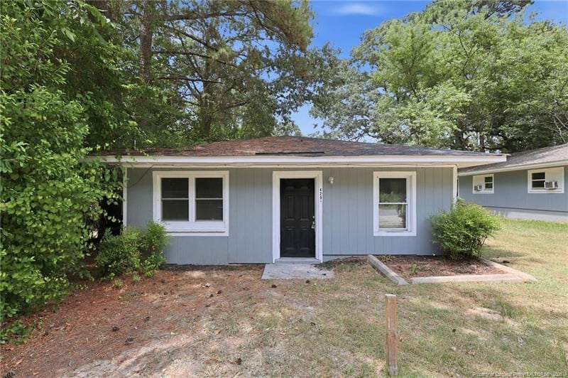 425 Squirrel St, Fayetteville, NC 28303