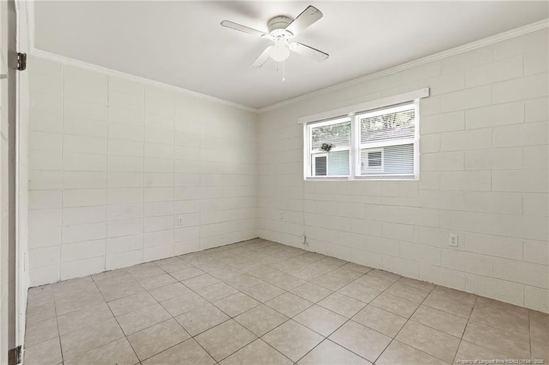 425 Squirrel St, Fayetteville, NC 28303