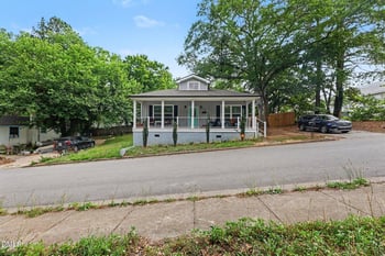 425 Stallings St, Clayton, NC 27520