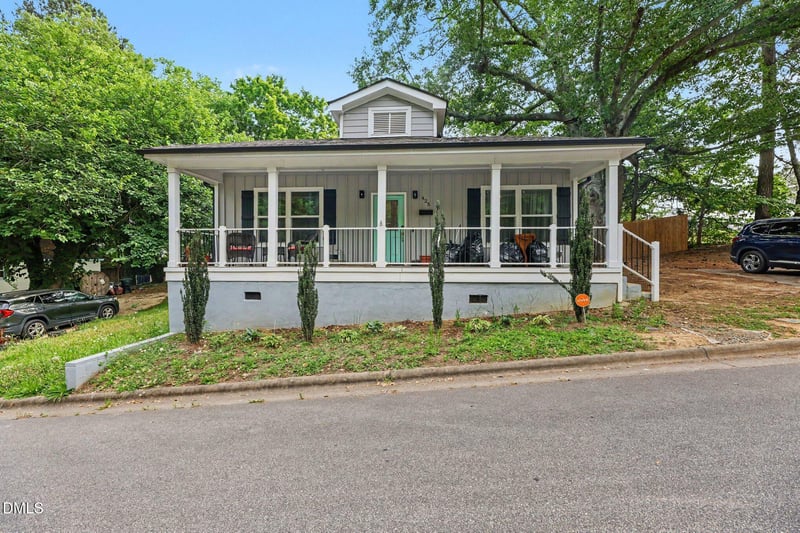 425 Stallings St, Clayton, NC 27520