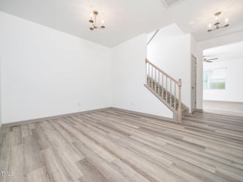 425 Sunny Field Dr, Wake Forest, NC 27587