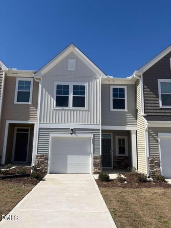 425 Venetian Dr, Sanford, NC 27330