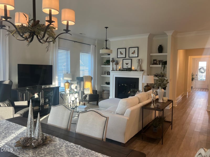 425 Warm Wind Dr, Clayton, NC 27527