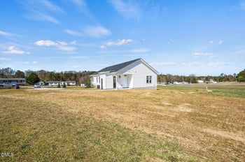 4251 Knollwood Dr, Fayetteville, NC 28304