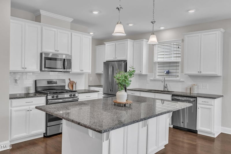 4252 Rockdell Hall St, Raleigh, NC 27616