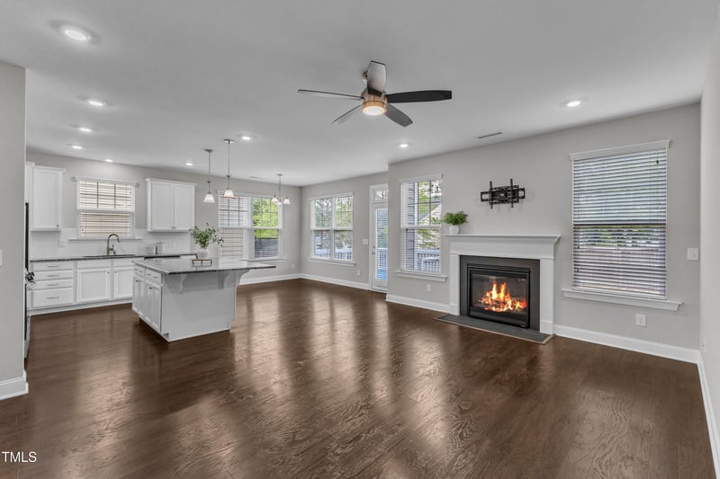4252 Rockdell Hall St, Raleigh, NC 27616