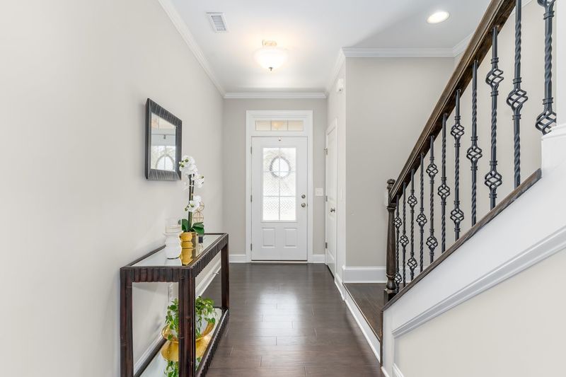 4254 Vallonia Dr, Cary, NC 27519