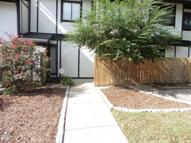 4257 Lake Ridge Dr, Raleigh, NC 27604