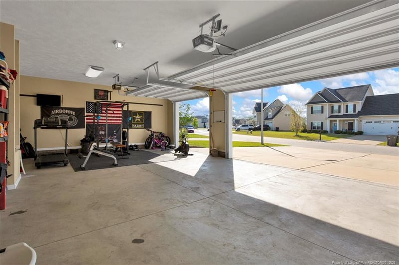 4258 Cherry Hill Ln, Fayetteville, NC 28312