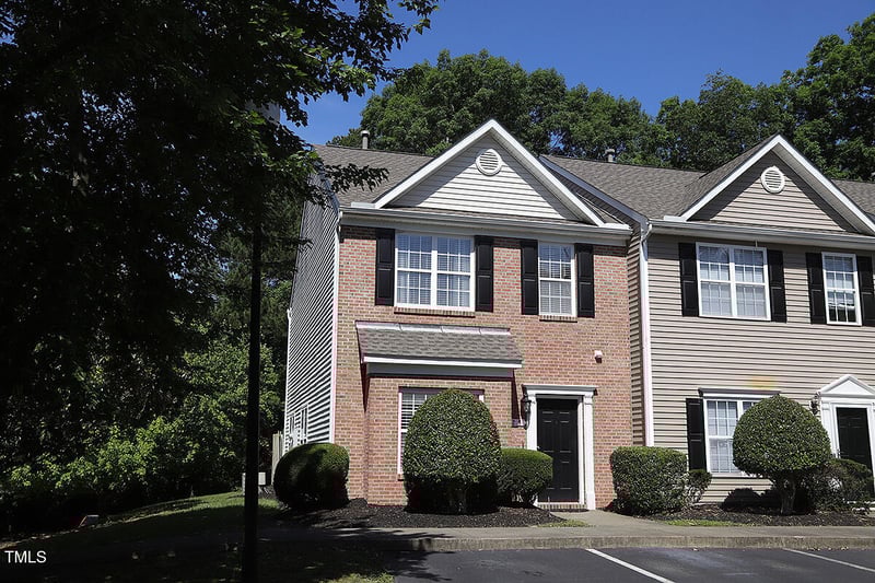 426 Alero Rd, Raleigh, NC 27610