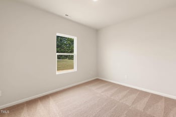 426 Chedworth Dr, Angier, NC 27501