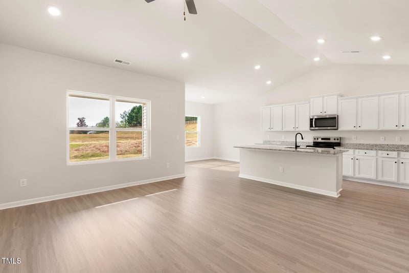 426 Chedworth Dr, Angier, NC 27501