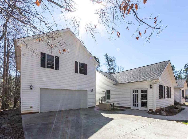 426 Delvin Ln, Hillsborough, NC 27278