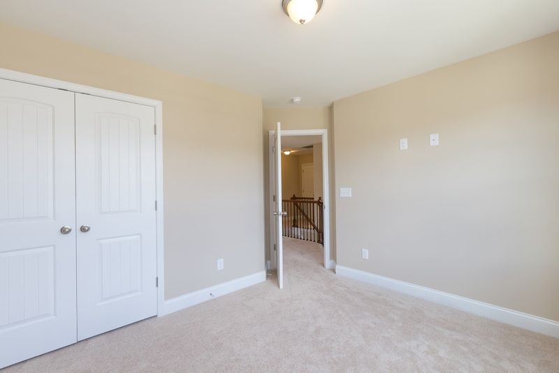 426 Fairway Dr, Mebane, NC 27302