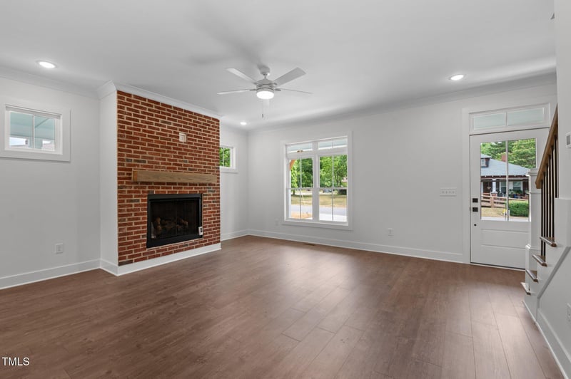 426 Hillsborough St, Franklinton, NC 27525