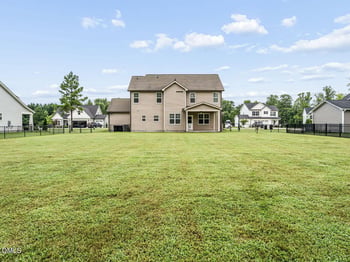 426 Jackson Pond Dr, Smithfield, NC 27577