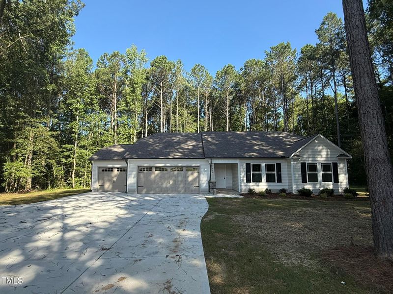 426 Magnolia Run Way, Benson, NC 27504