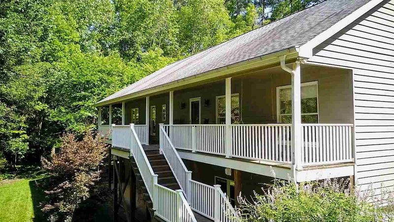 426 N Pea Ridge Rd, Pittsboro, NC 27312