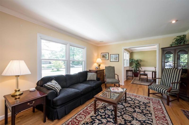 426 Pleasants Ave, Cary, NC 27511