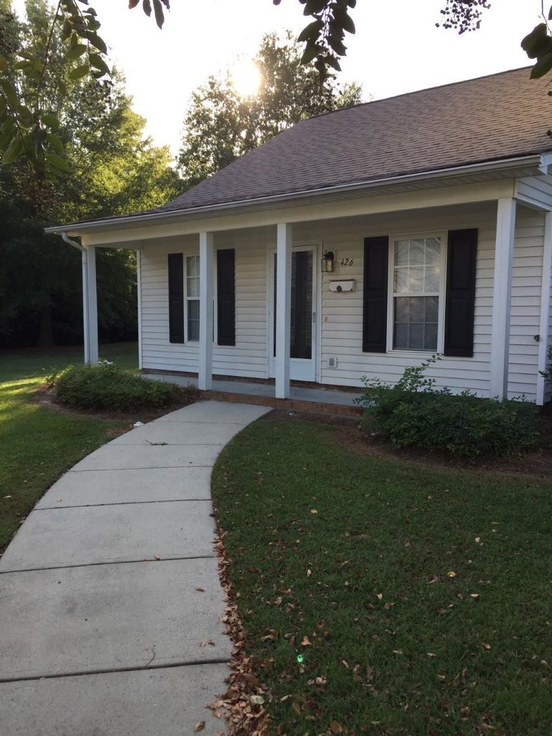 426 E Rose St, Smithfield, NC 27577