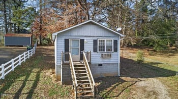 426 Thomas St, Henderson, NC 27536
