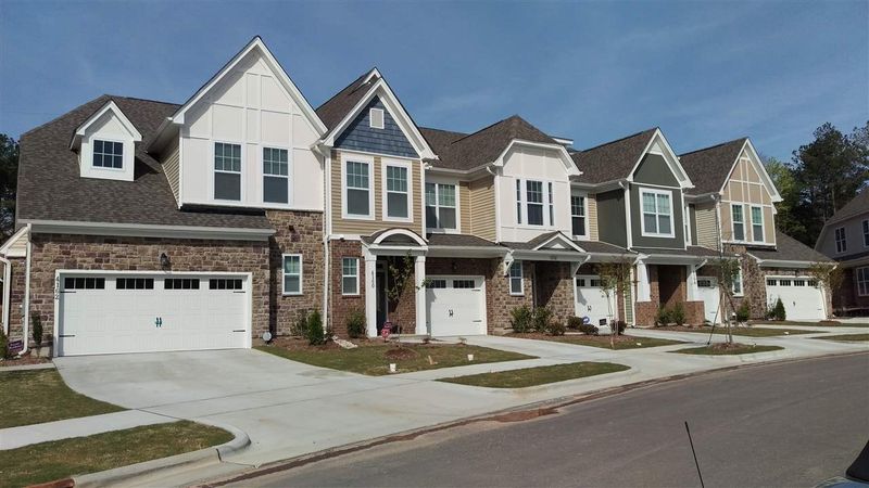 4260 Vallonia Dr, Cary, NC 27519