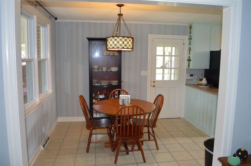 4261 Chub Lake Rd, Roxboro, NC 27574