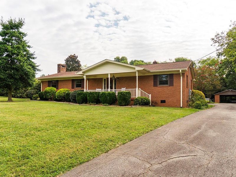 4262 S Nc Highway 49 Hw, Burlington, NC 27215