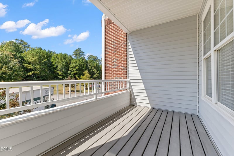 427 Eyam Hall Ln, Apex, NC 27502