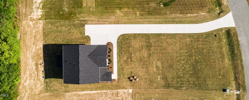 427 Fast Pitch Ln, Four Oaks, NC 27524