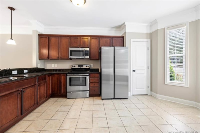 427 Georgetown Cir, Fayetteville, NC 28314