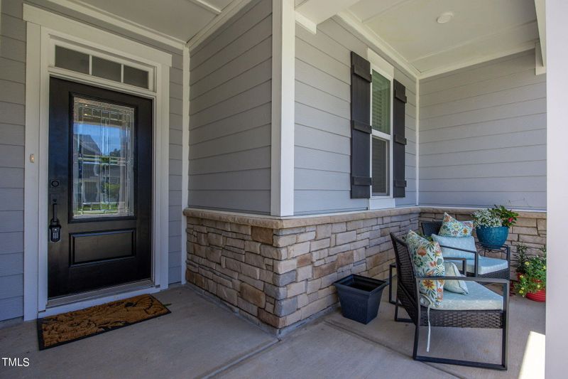 427 Lagoon Ln, Mebane, NC 27302