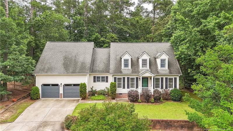 427 Newburgh Dr, Fayetteville, NC 28311