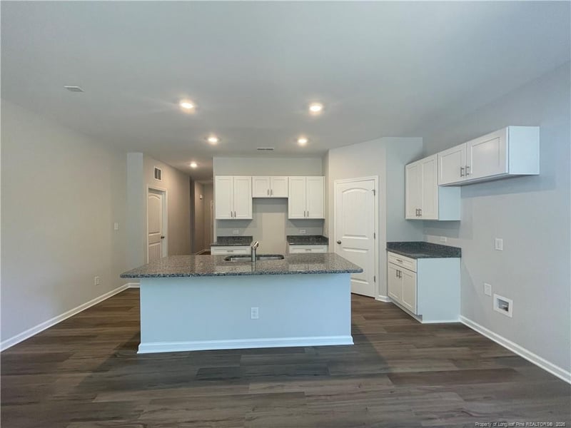 4271 Halkirk Dr, Fayetteville, NC 28312