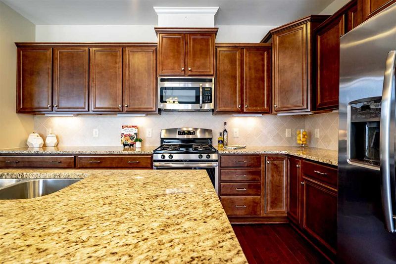 4276 Saubranch Hill St, Raleigh, NC 27616