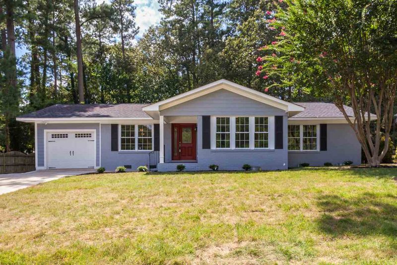 428 Chadwick Dr, Raleigh, NC 27609
