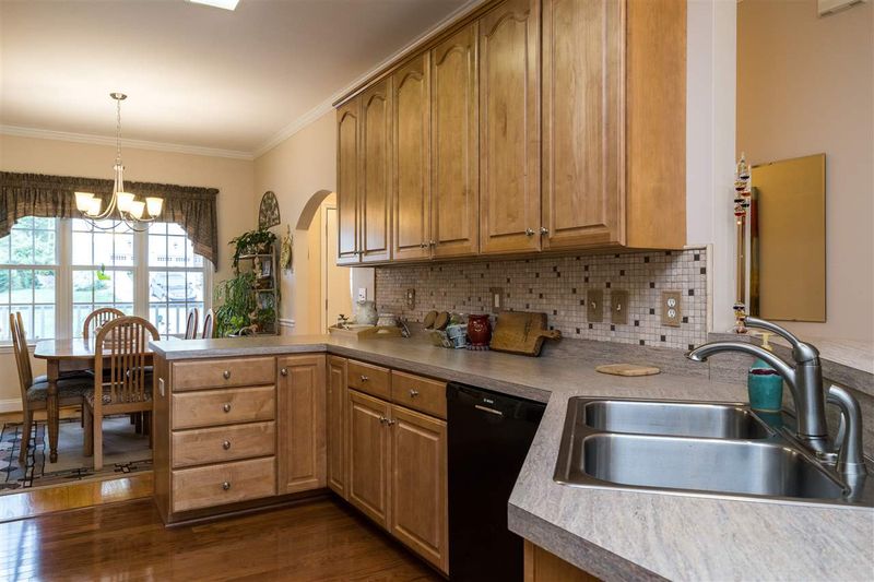428 Chatham Forest Dr, Pittsboro, NC 27312