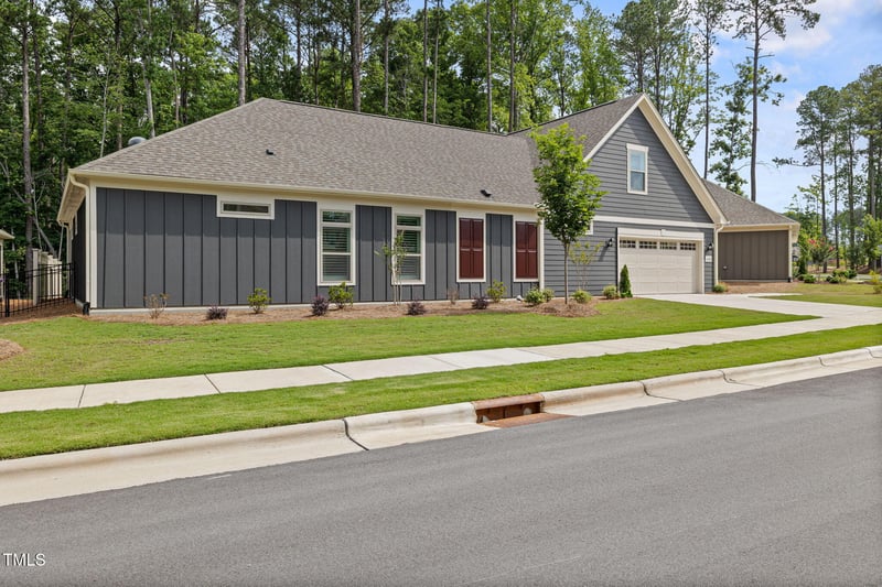 428 Crayton Oak Dr, Cary, NC 27519