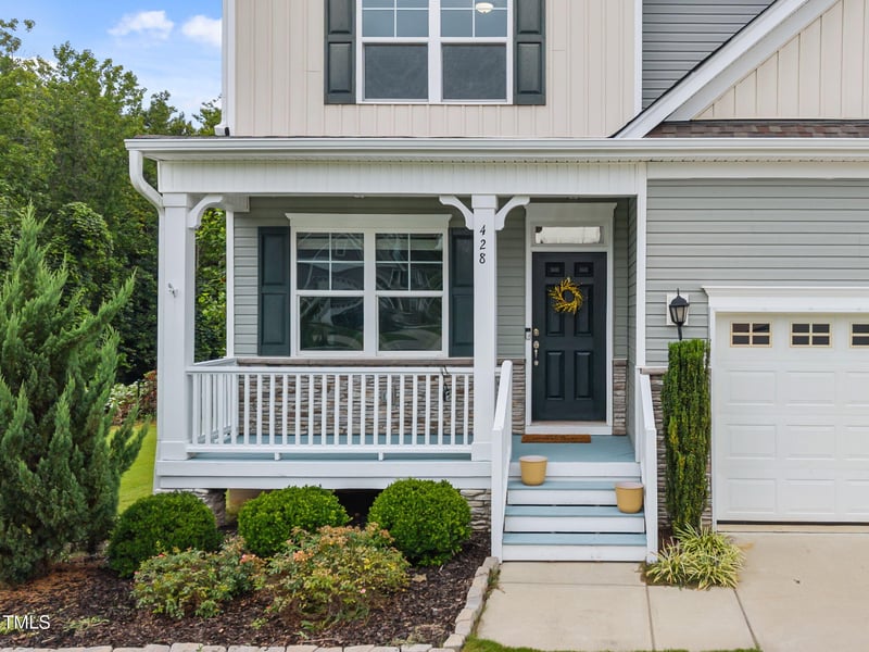 428 Grey Hawk Dr, Garner, NC 27529