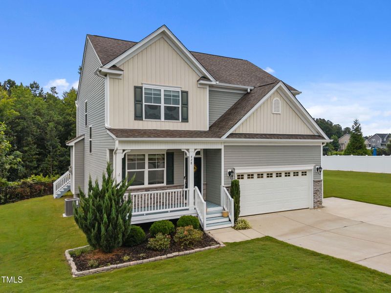 428 Grey Hawk Dr, Garner, NC 27529