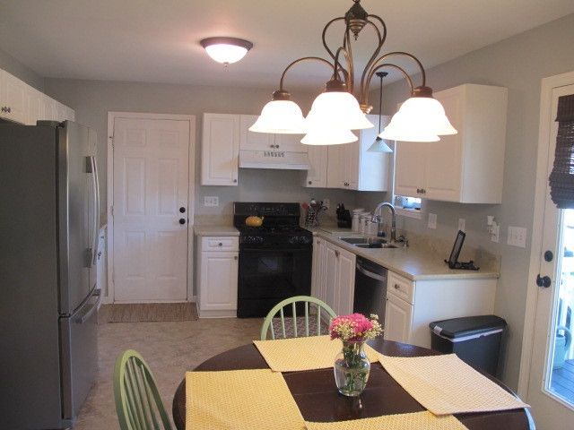 428 Hidden Cellars Rd, Holly Springs, NC 27540